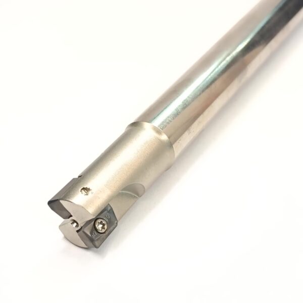 INDEXABLE MILLING CUTTER 90° - BAP300R 16-C16-150 - Image 4